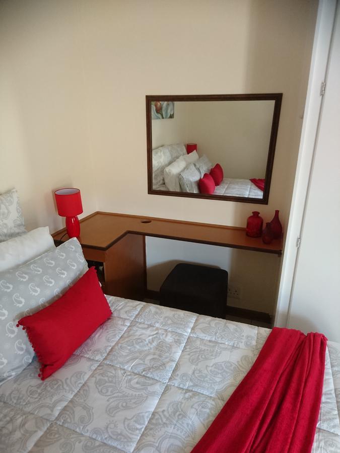 Chanelle Self Catering บลูมฟอนเทน ภายนอก รูปภาพ